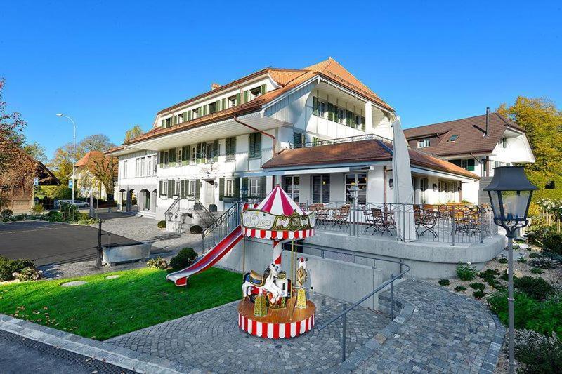 Gasthof Zum Schluessel La Meridienne Fribourg Sa Ueberstorf Dış mekan fotoğraf