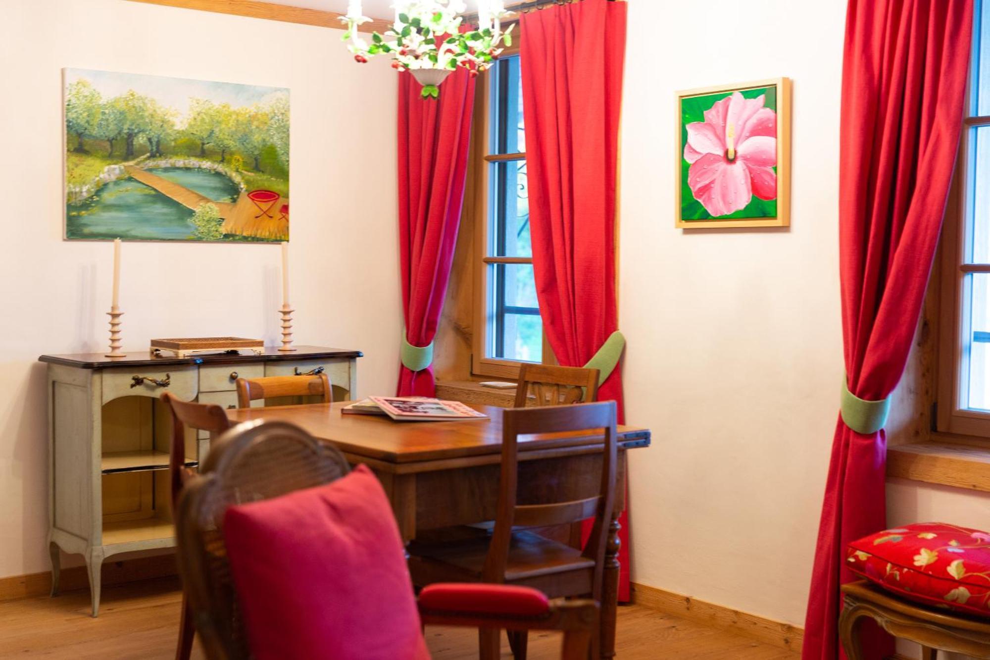 Gasthof Zum Schluessel La Meridienne Fribourg Sa Ueberstorf Oda fotoğraf